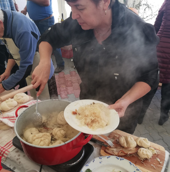 A Szendvicsre Hasonlito Gozgomboc Es Mas Finomsagok